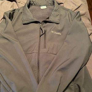 Mens Columbia soft shell gray jacket